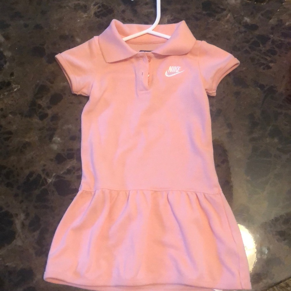 Worn once perfect condition Nike toddler dress!